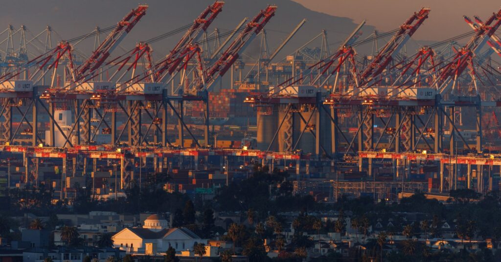 Trump says he will raise global tariff rate from 10% to 15%