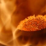 Gold heads for weekly loss as dollar advances