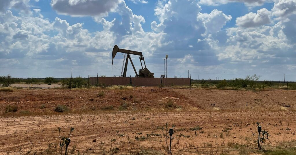 Oil prices rise on concerns about US-Iran tensions