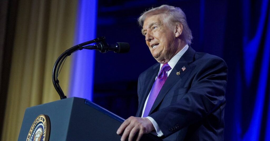 Trump to expand his control over federal workers