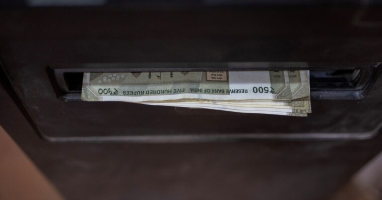 Soaring offshore FX swaps signal anxiety over Indian rupee outlook