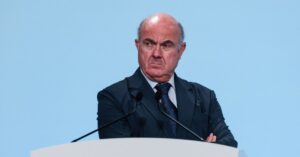 Market volatility can amplify shocks to euro zone economy, ECB’s VP warns