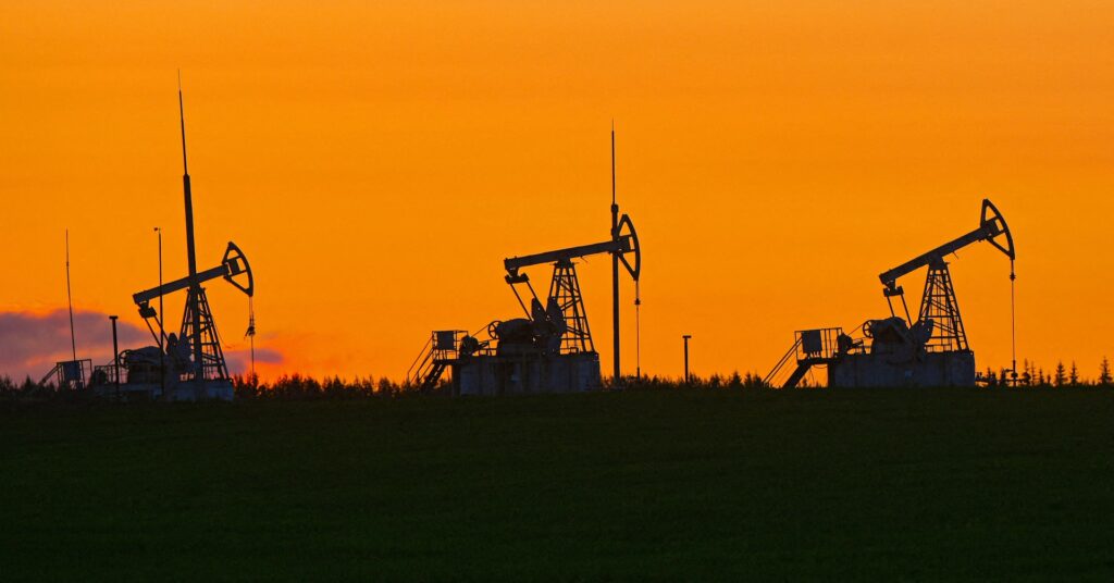 US issues new Russia-related general license for oil, Treasury website