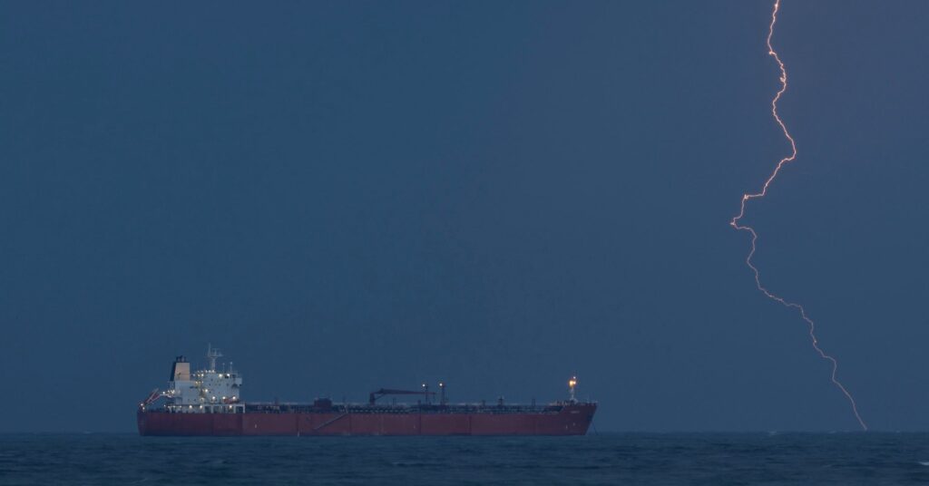 Oil falls over 13% on Trump postponing military strikes on Iran energy infrastructure