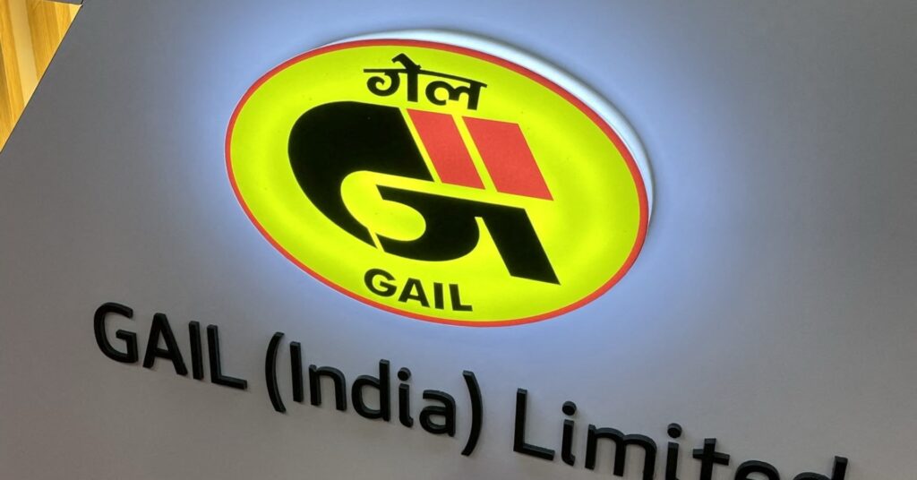 India GAIL buys Oman LNG cargo, sources say