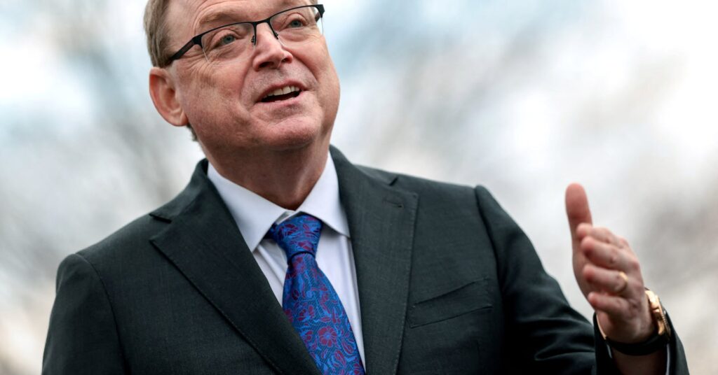 White House says US seeking fertilizer from Venezuela, Morocco