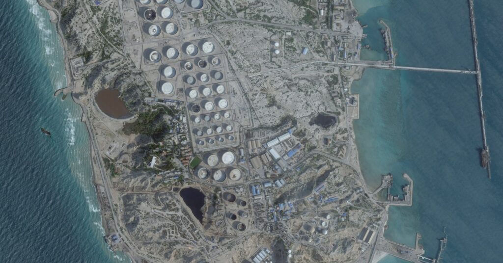 Iran says coastal attack will lead to full Gulf closure and mine-laying